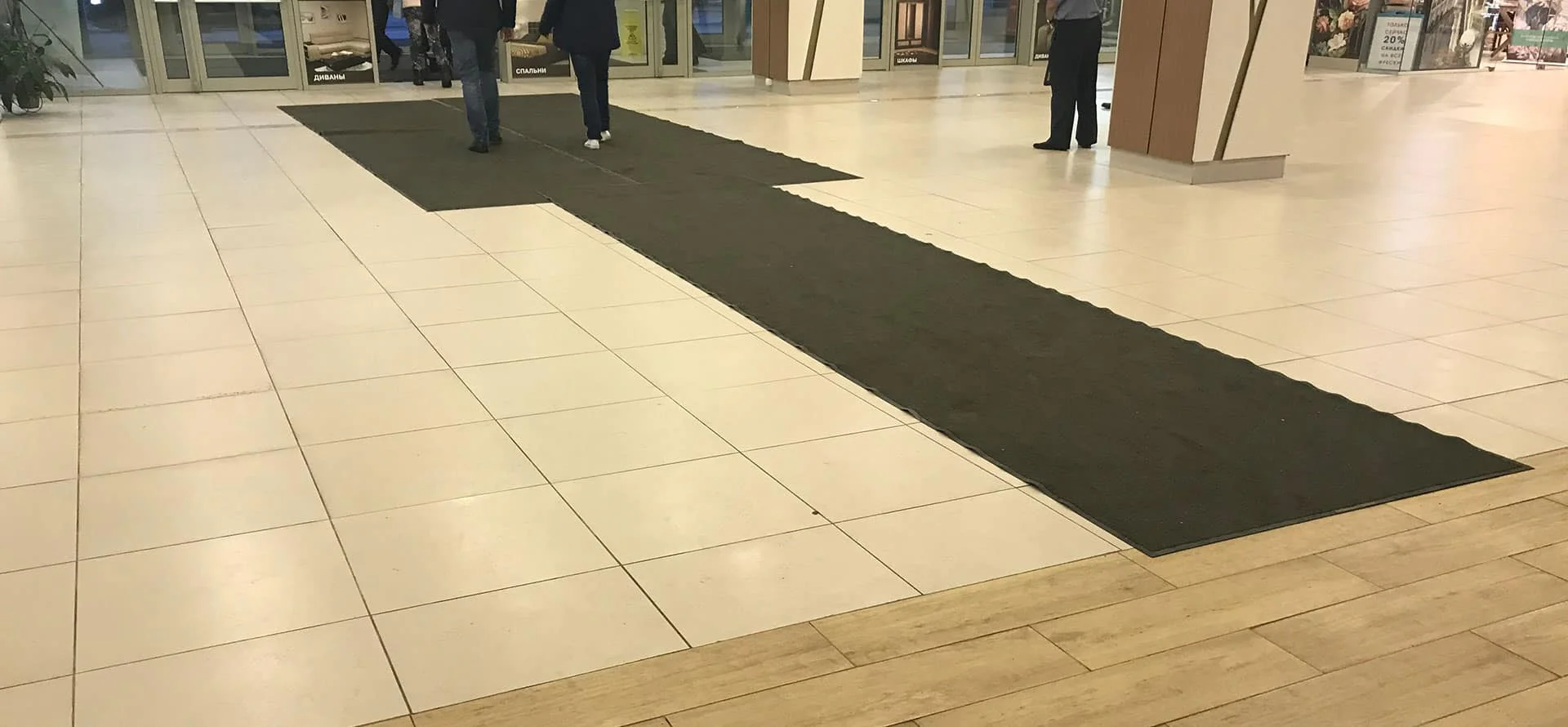 Чем удобен сервис грязезащитных ковров